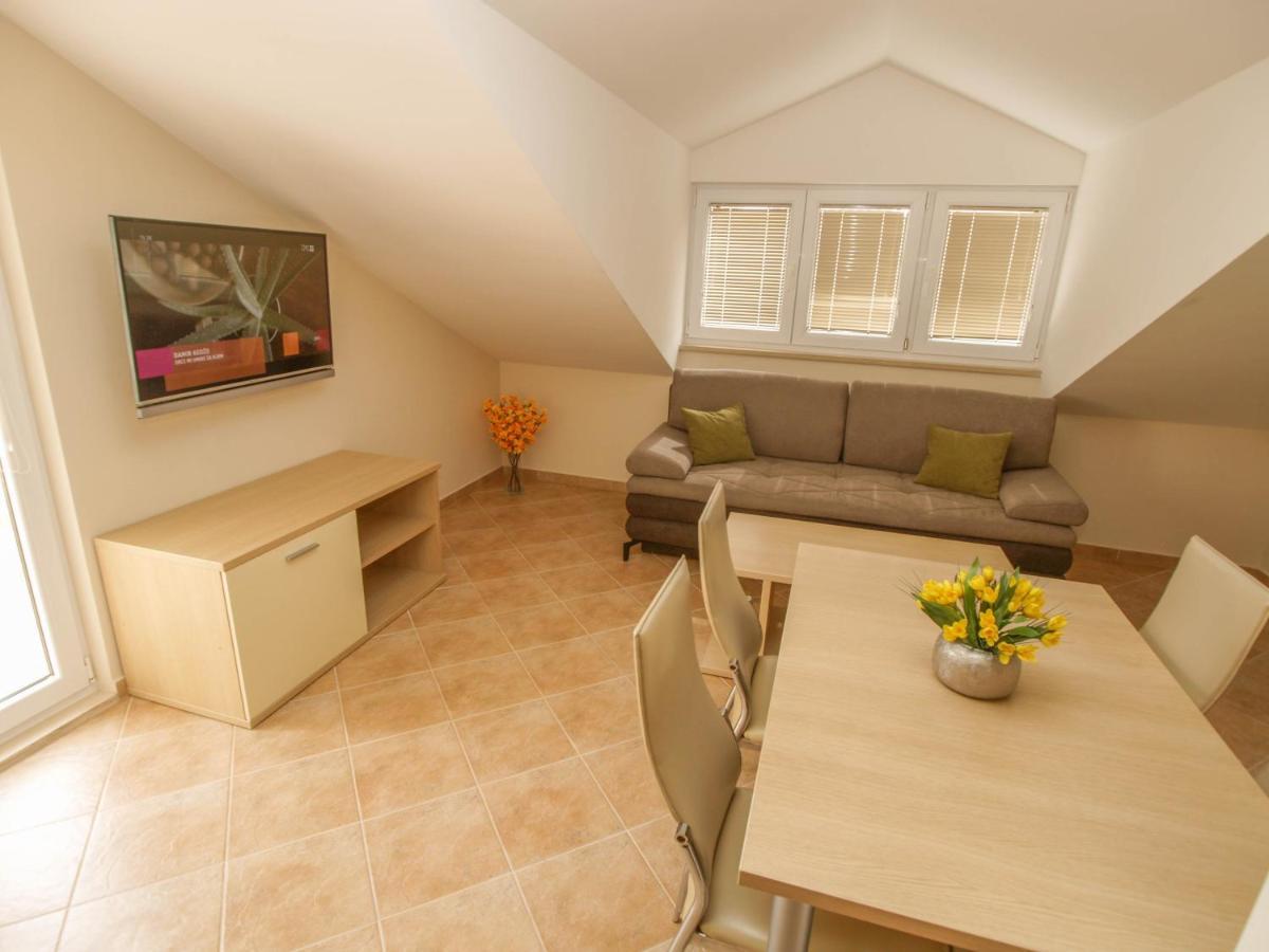 מאקרסקה Apartments Villa Bondi מראה חיצוני תמונה