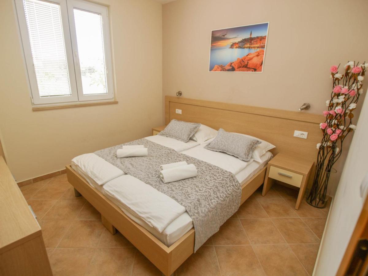 מאקרסקה Apartments Villa Bondi מראה חיצוני תמונה